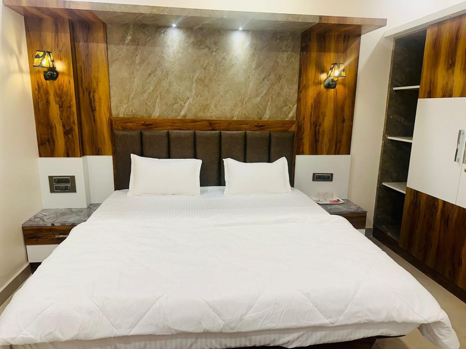 Yatri Nivas Sagara Hotel Kültér fotó